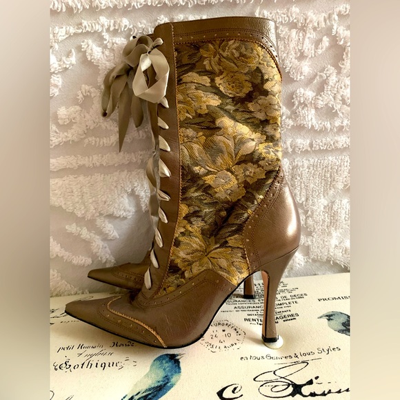 Hype Shoes - Hype Bronze Brocade & Leather Lace-up High Heel Booties Size 8.5